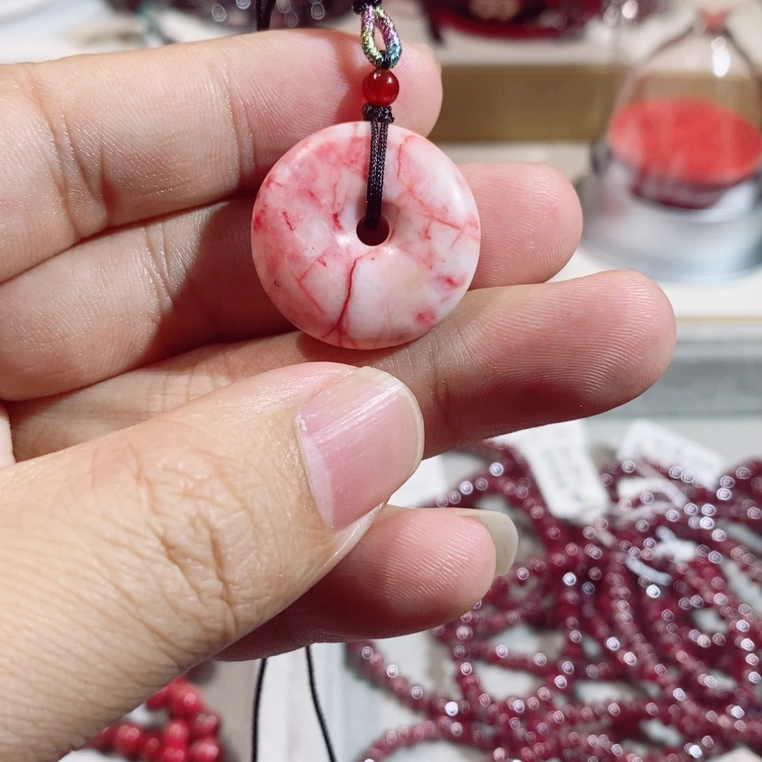 天然辰砂原石平安扣