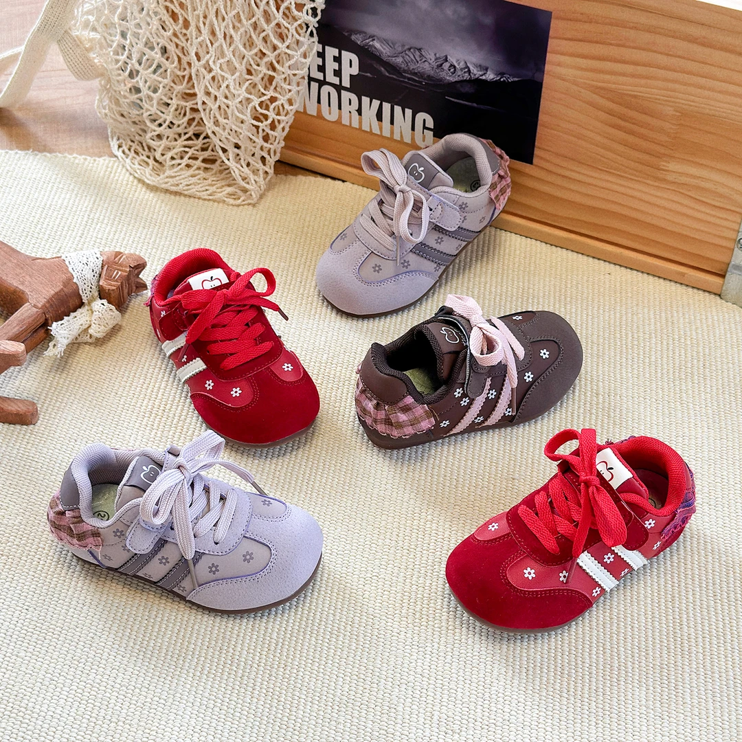 2025宝宝鞋子春秋新款阿甘鞋中小童软底女宝运动鞋5893