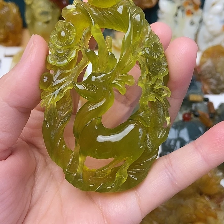 岫玉未镶嵌岫玉吊坠