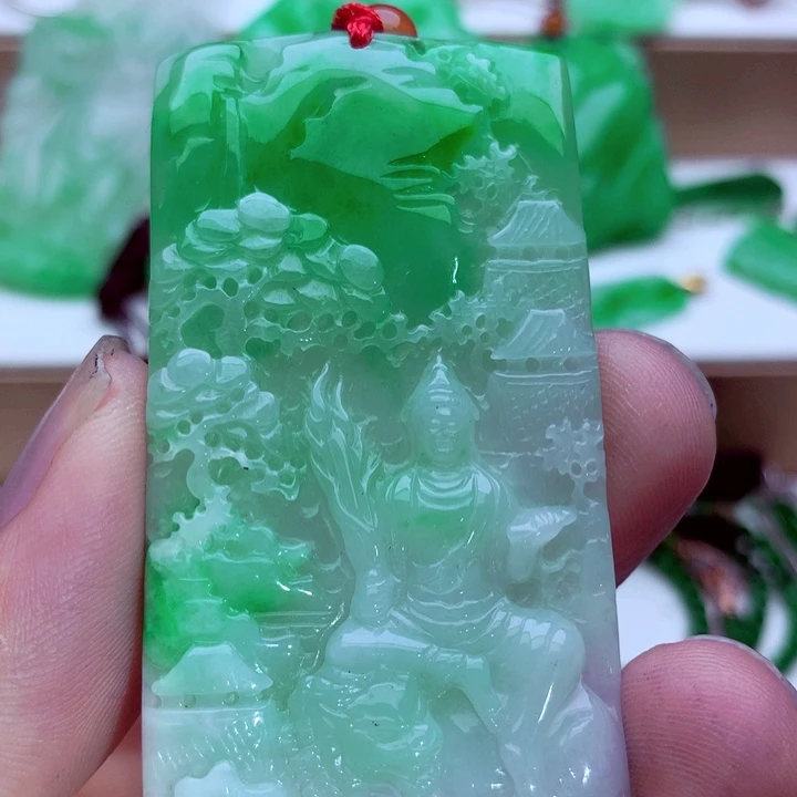 吊坠(不含链)未镶嵌翡翠
