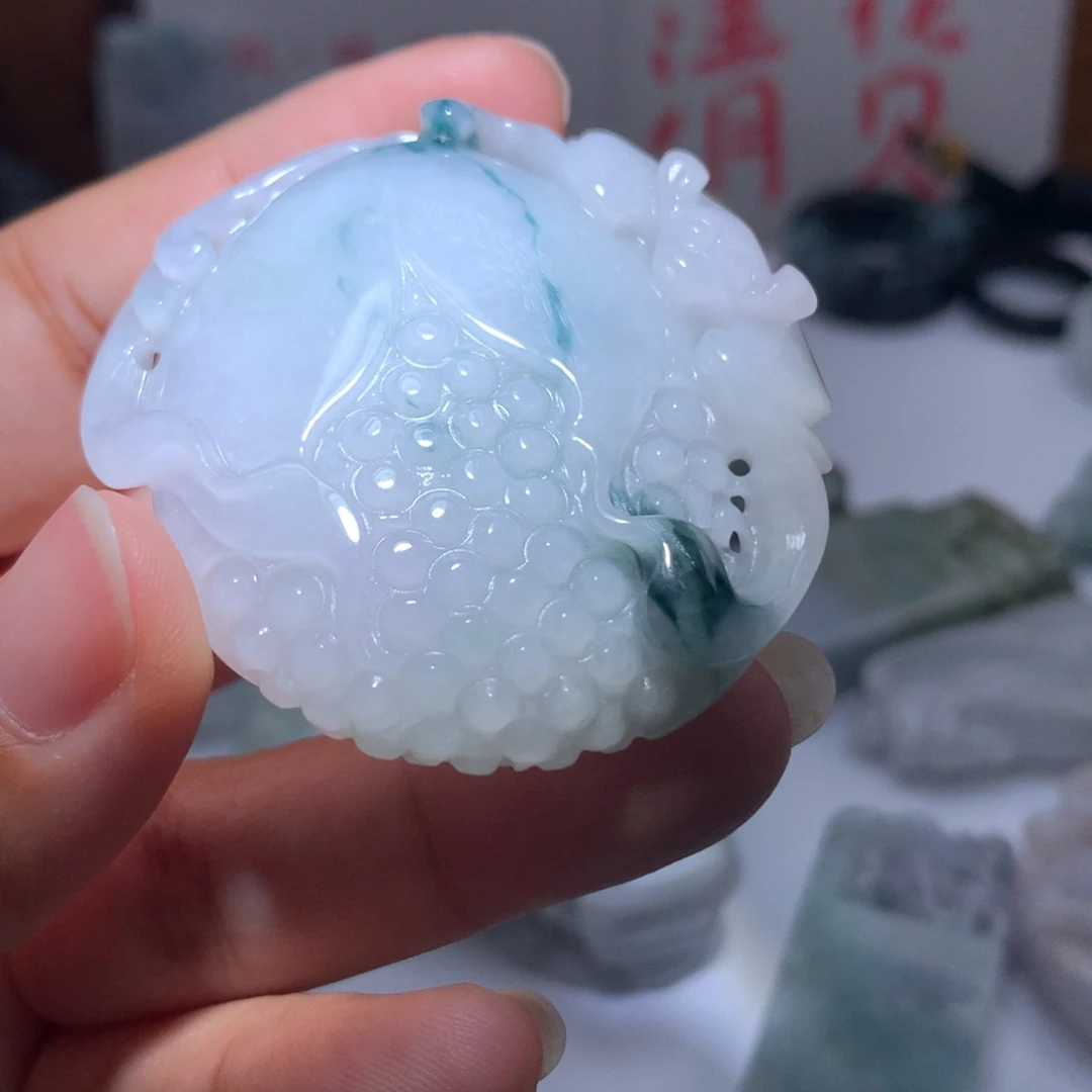 翡翠未镶嵌颈饰保真天然A货翡翠
