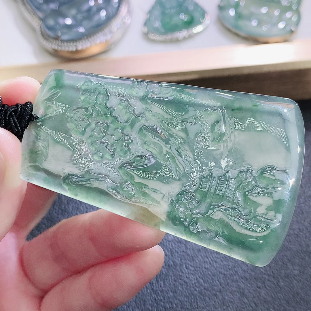 翡翠未镶嵌挂件翡翠