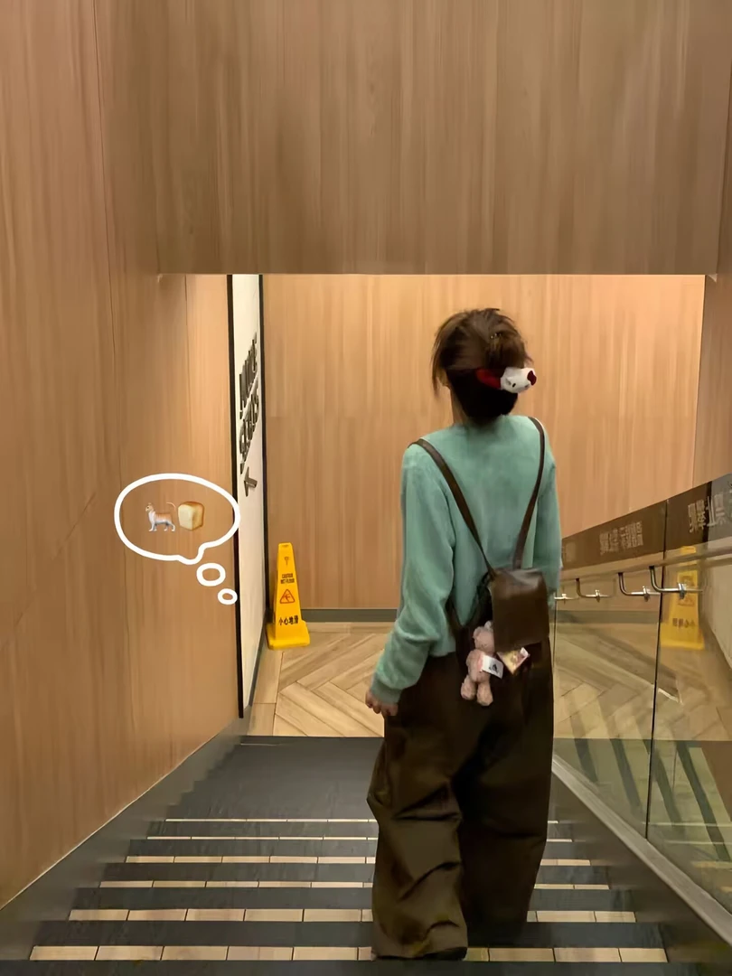 韩系小个子穿搭绿色早秋季开衫毛衣外套女宽松百搭软糯针织衫上衣