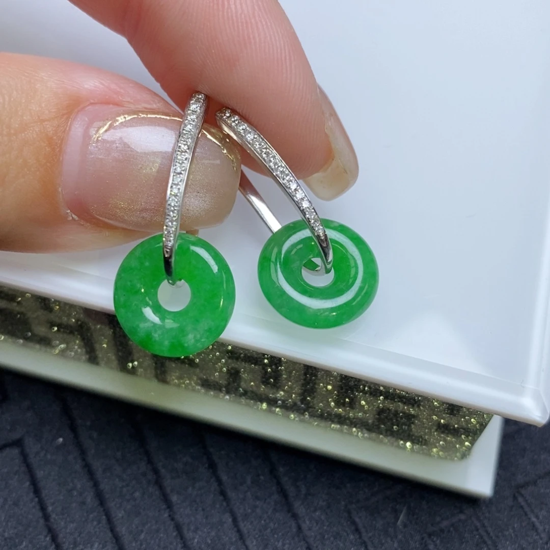 翡翠18K金镶嵌耳饰甜甜圈