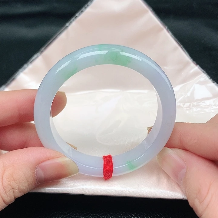 未镶嵌手镯翡翠天然