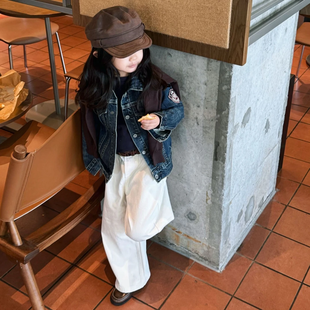 甜小七2025秋季新款女童韩版洋气牛仔外套圆领T恤直筒休闲裤套装