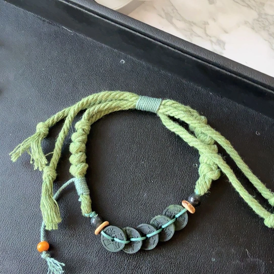 蛇纹石玉五帝钱未镶嵌