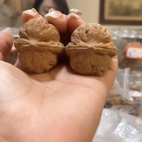 文玩核桃吊坠边36肚37平谷元宝尖有伤