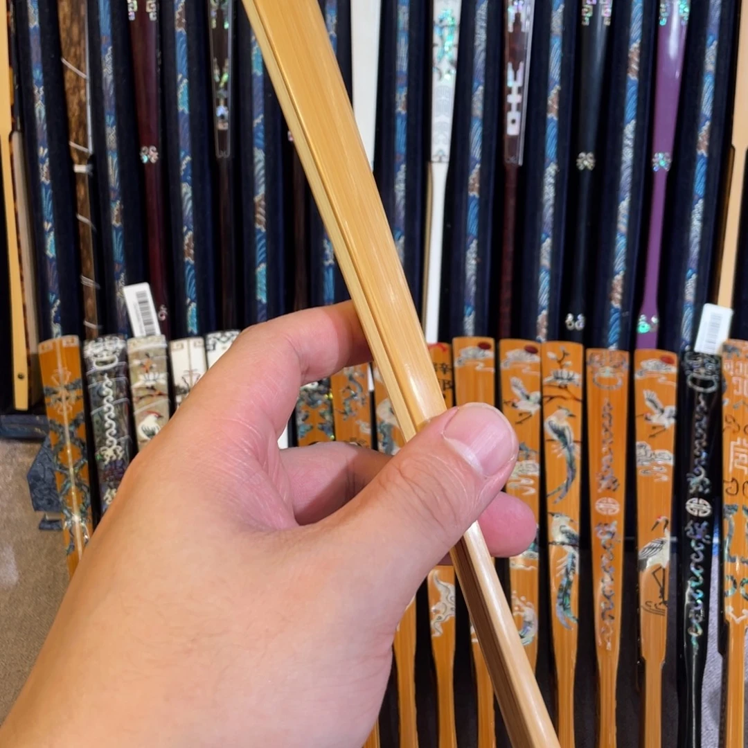 灵***风扇子手工制作工艺精湛