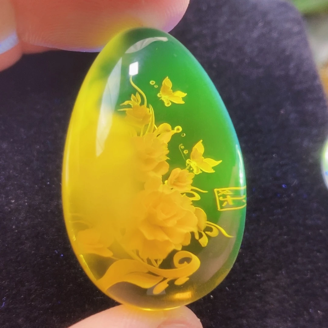 【闪购商品】金珀吊坠(不含链)未镶嵌