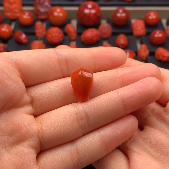 南红玛瑙未镶嵌鲨鱼背三通11MM