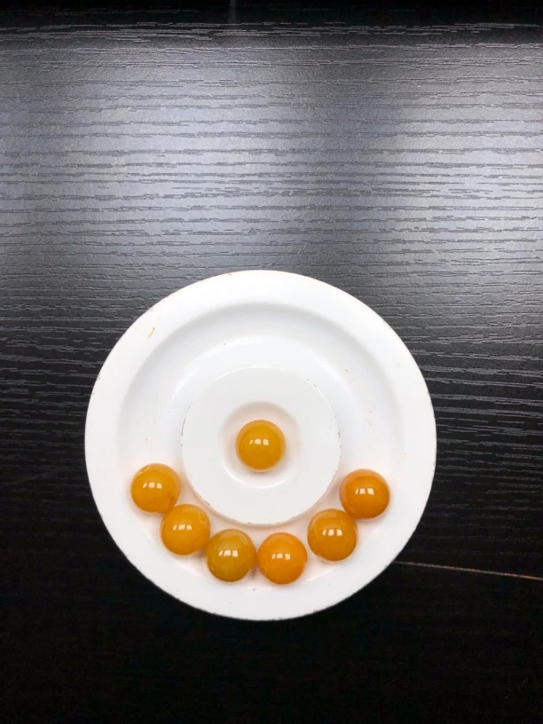 鸡油黄卡13➕翡翠散珠一颗/多样性发货