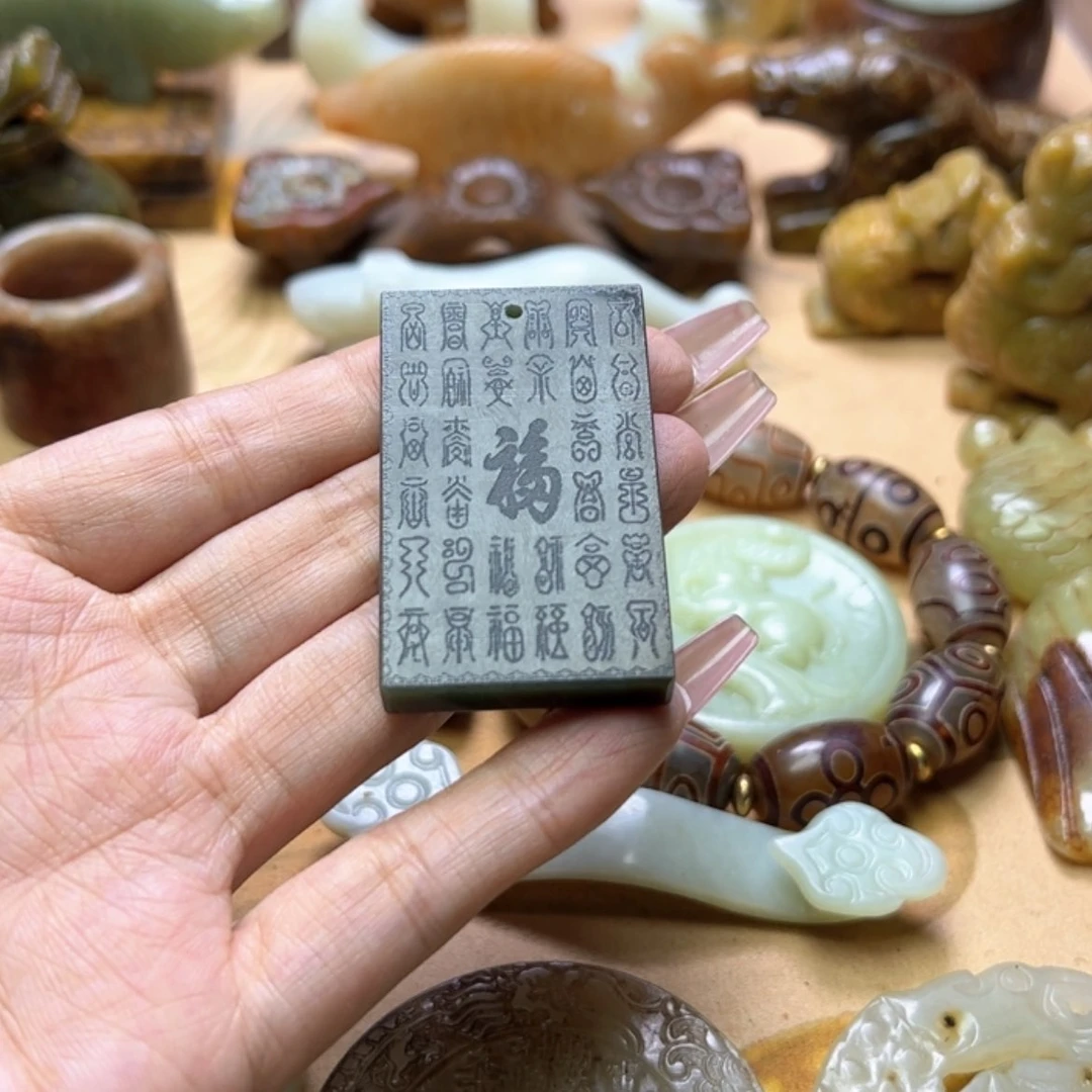 【闪购商品】蛇纹石玉颈饰未镶嵌
