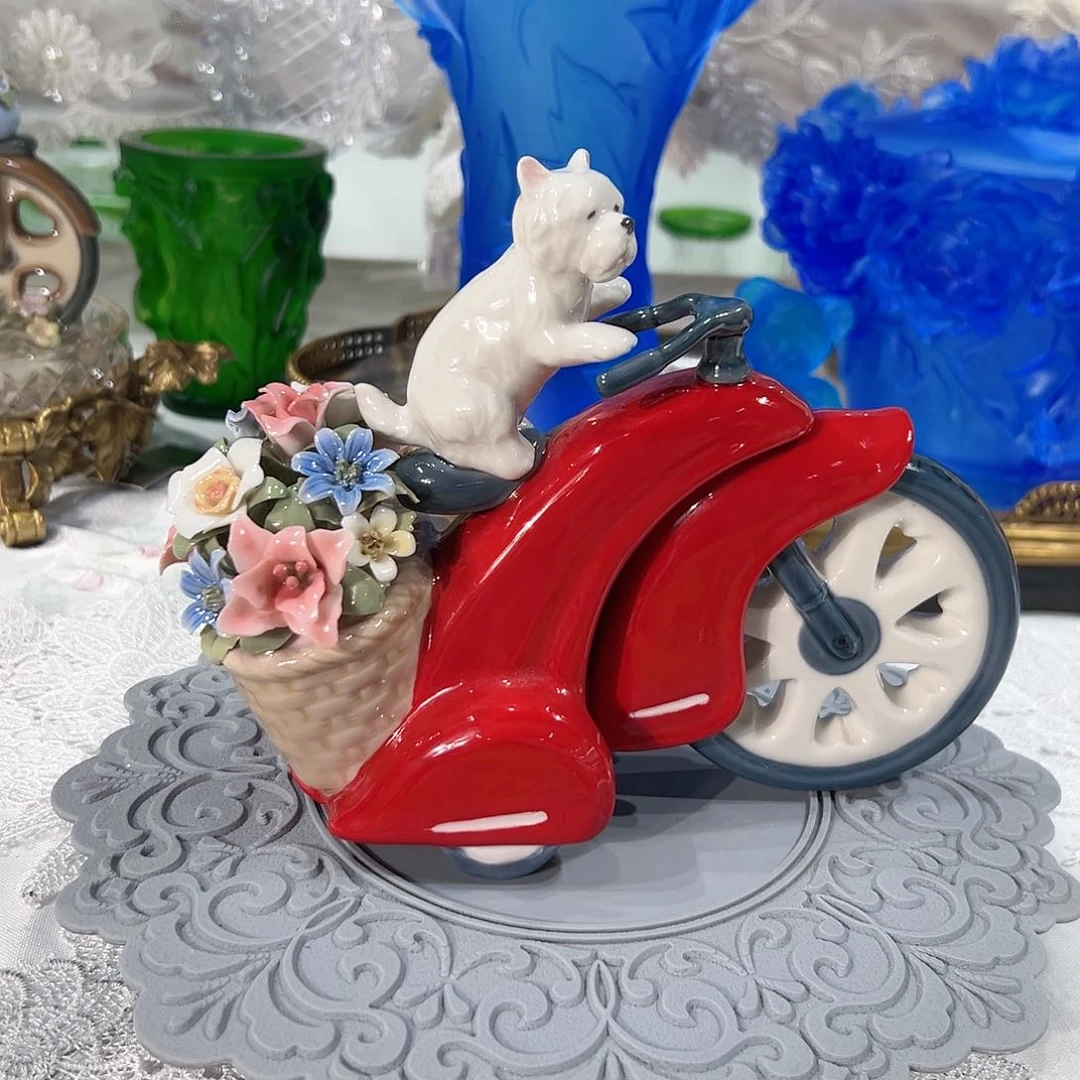 陶瓷0150骨瓷小狗机车摆件