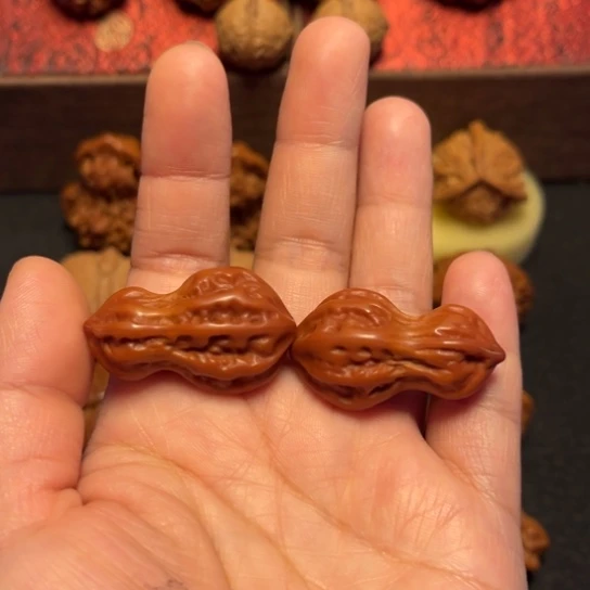 文玩核桃吊坠小花生