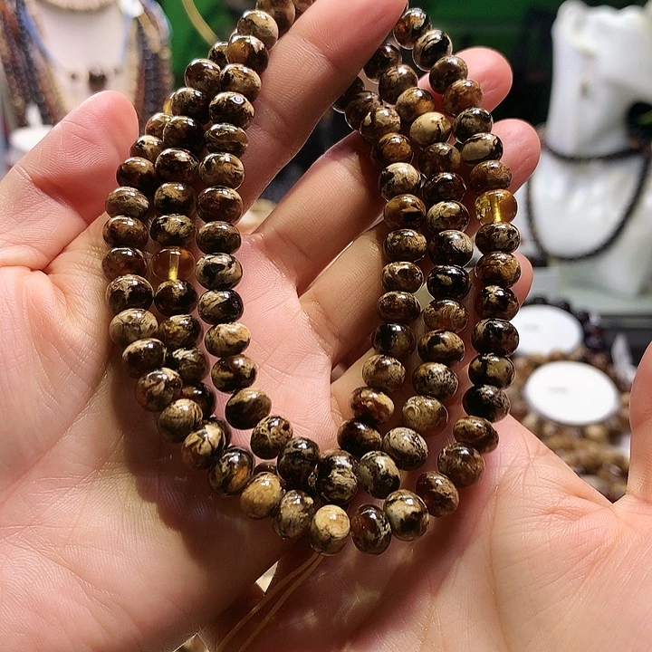 琥珀未镶嵌裸石8m干白花