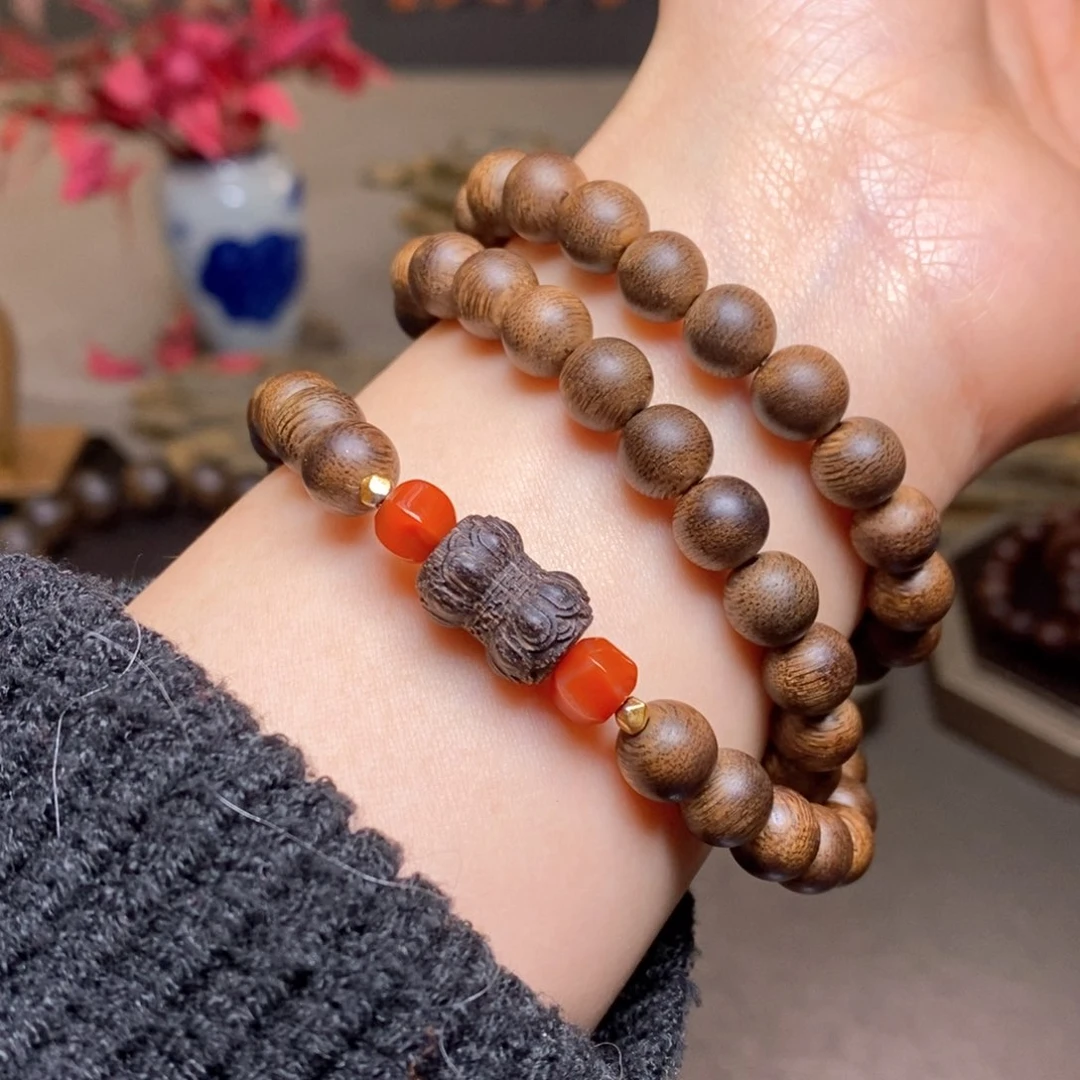 沉香手串越南芽庄白棋楠天花板08➕莲花爱心沉香木雕