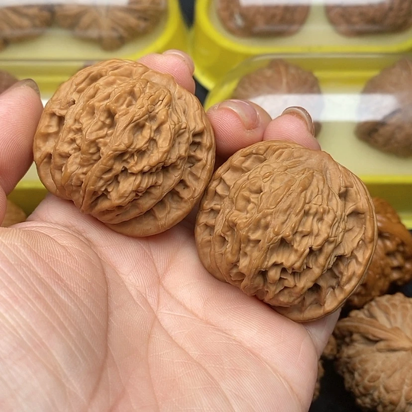 【闪购商品】桃核把件麦穗虎头43尺