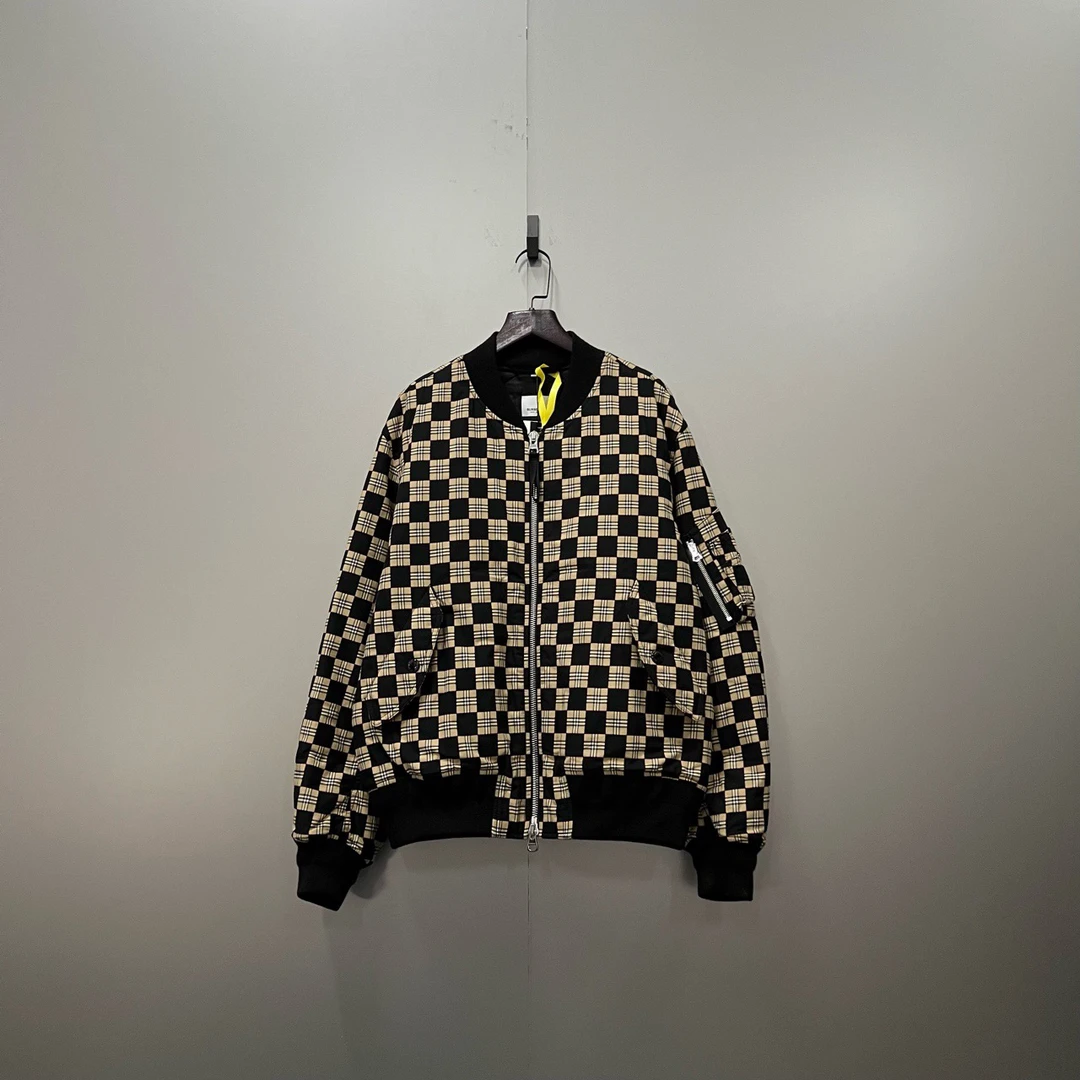 95新 BURBERRY/博柏利 yy 格纹拼色飞行员夹克 S码 301369