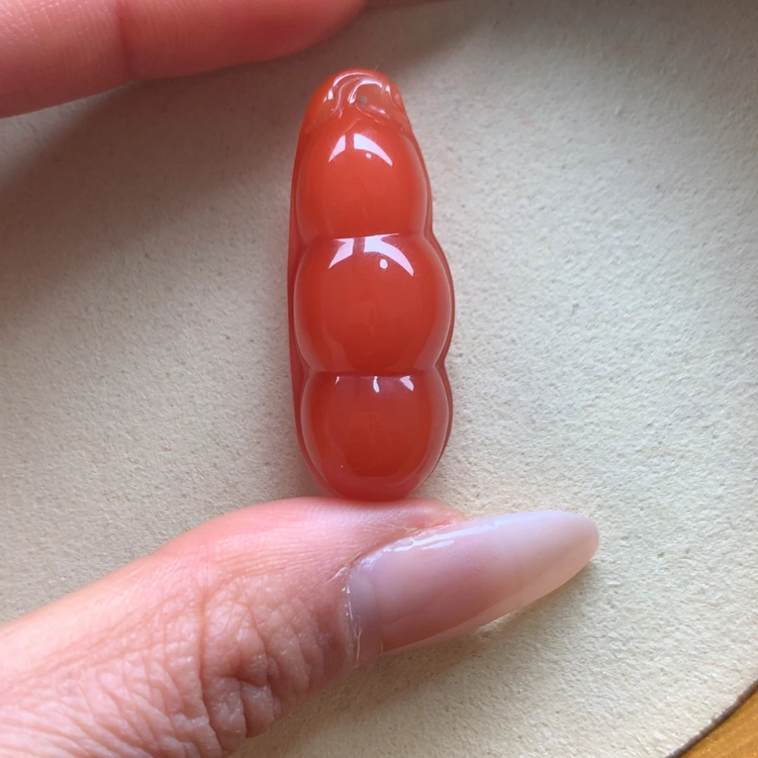 南红玛瑙未镶嵌保山天然原矿南红福豆吊坠