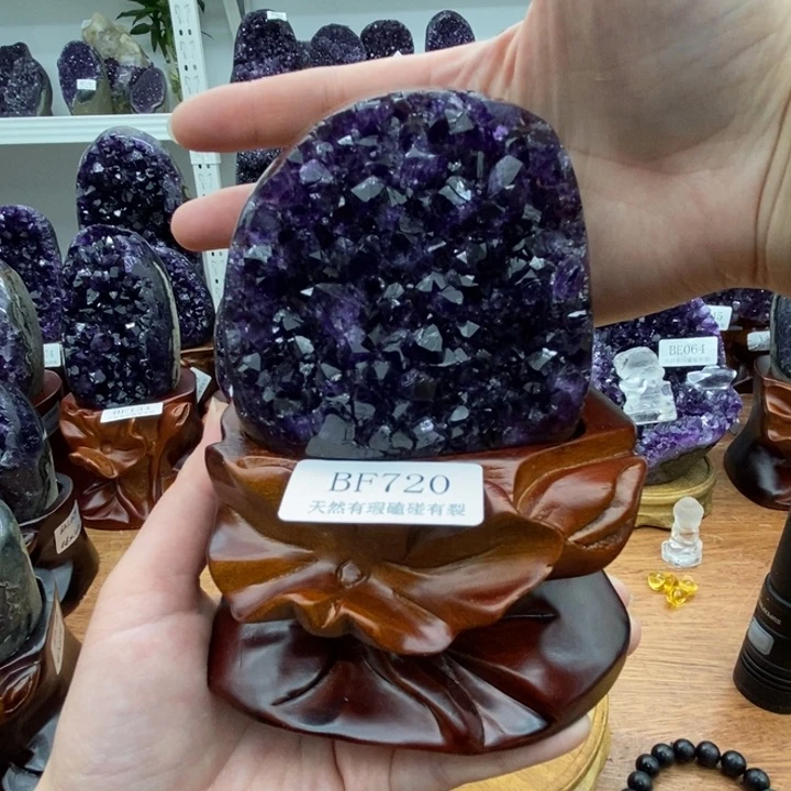 紫晶大型摆件（非配饰）未镶嵌