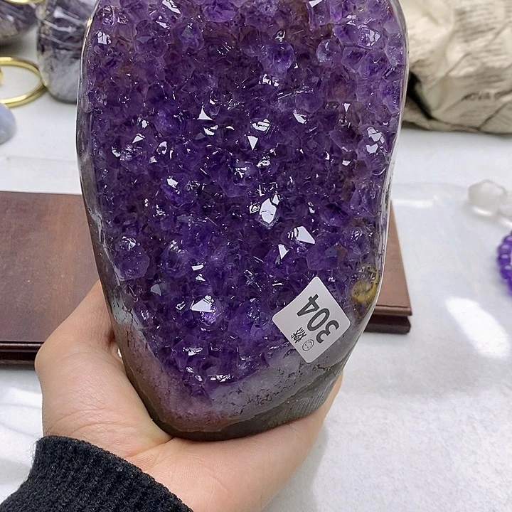 紫晶大型摆件（非配饰）未镶嵌