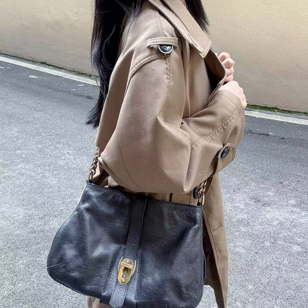 95新 BURBERRY/博柏利 95新burberry黑金全皮单肩斜挎包95938179