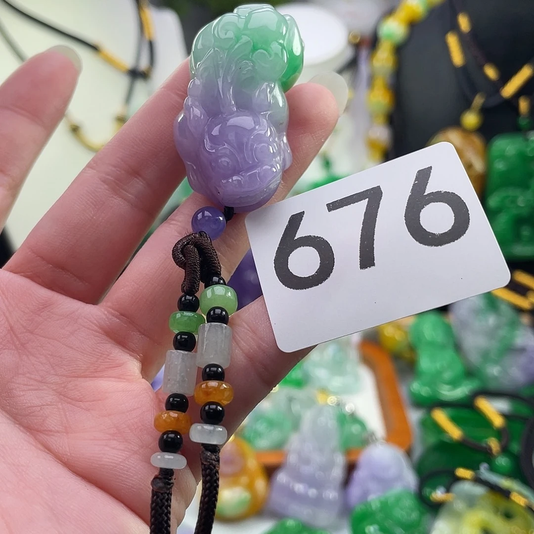 吊坠(赠链)未镶嵌翡翠