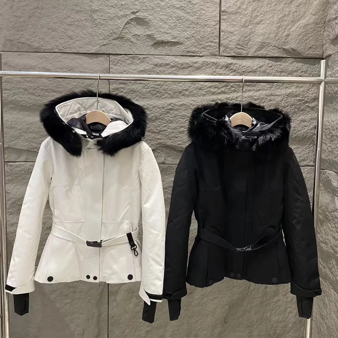 8903女款90鹅绒滑雪服