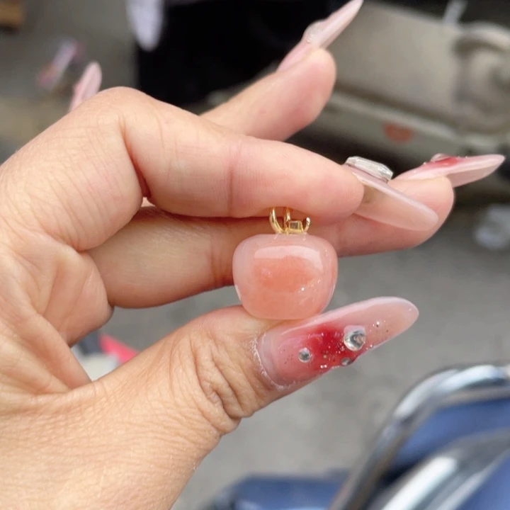 石英质玉颈饰未镶嵌