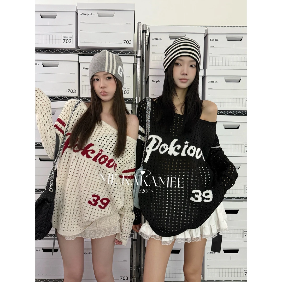 美式辣妹复古字母镂空斜领针织衫女早秋露肩显瘦宽松百搭长袖ins