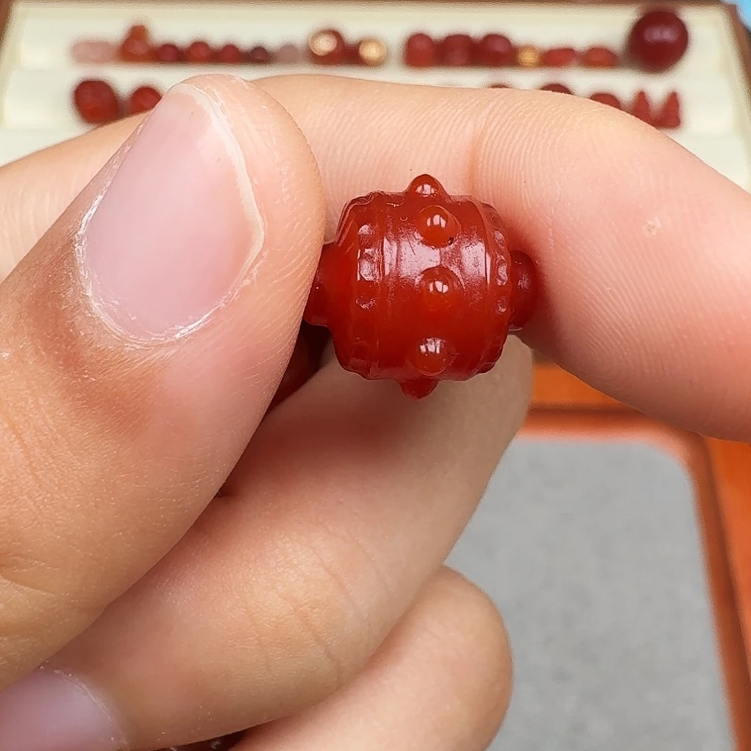 南红玛瑙合金颈饰