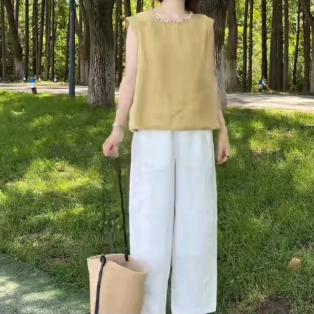 夏季减龄无袖上衣搭配休闲裤时尚百搭穿搭