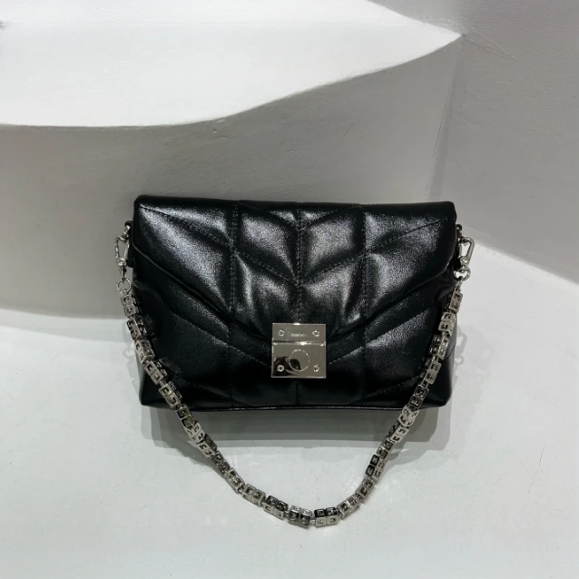 【RAIN·CUN】 轻奢翻盖链条小方包 ZT-D7133-午夜黑梅