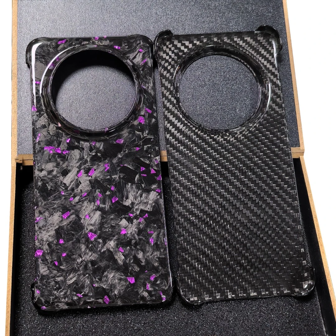 适用M70pro华为mate60pro+凯夫拉锻造碳纤维红箔手机壳保护套轻薄