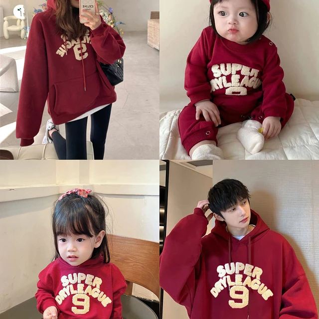 炸街亲子装秋装一家三口四口母子母女刺绣连帽卫衣婴儿高端连体衣