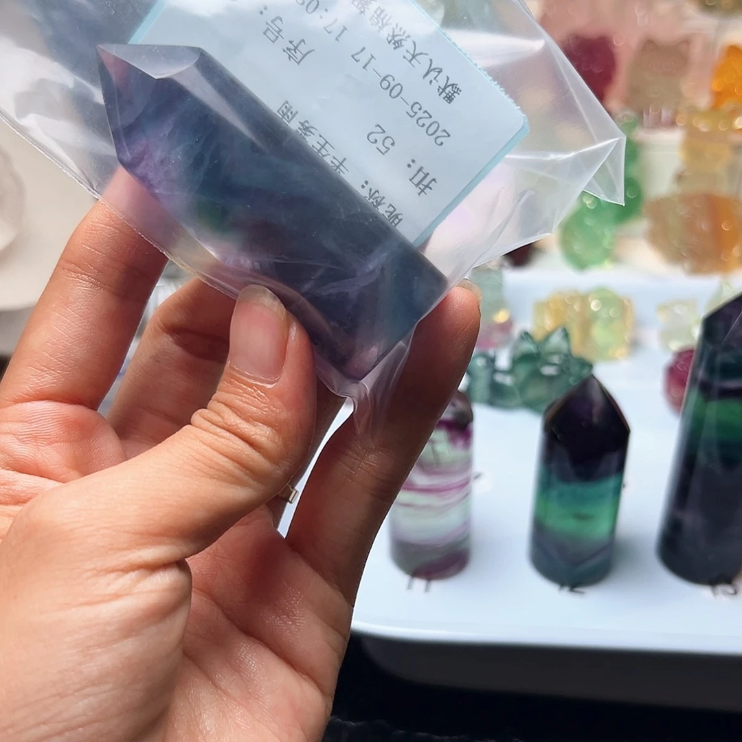 半***雨未镶嵌萤石摆件萤石