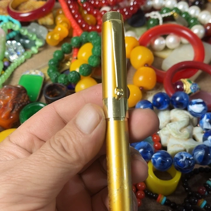 未镶嵌和田玉（糖玉）挂件