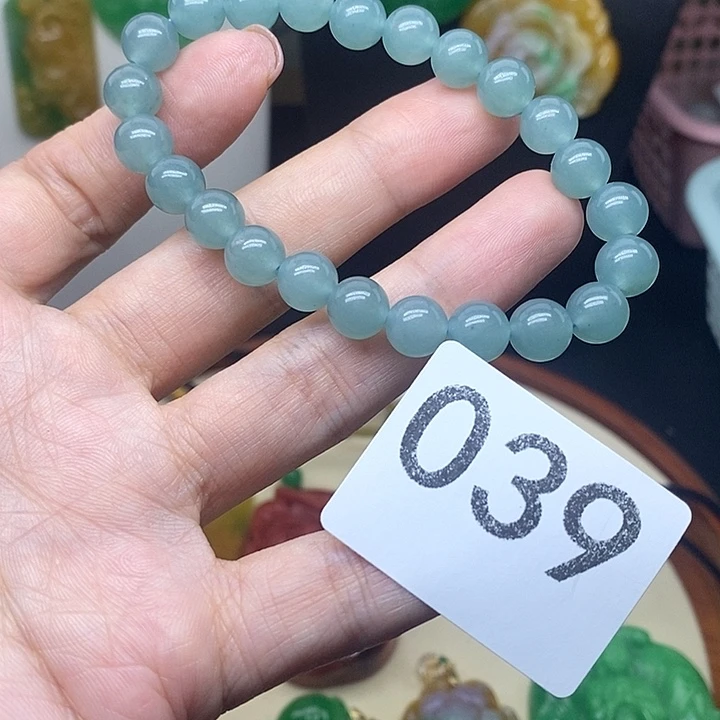 吊坠(赠链)未镶嵌翡翠