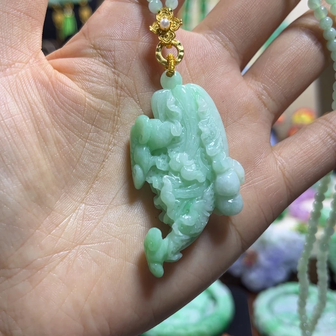 翡翠未镶嵌颈饰天然翡翠