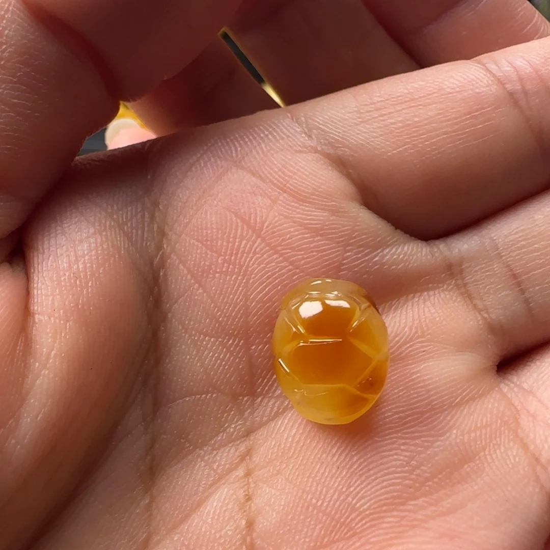 蜜蜡未镶嵌颈饰蜜蜡俏色富甲