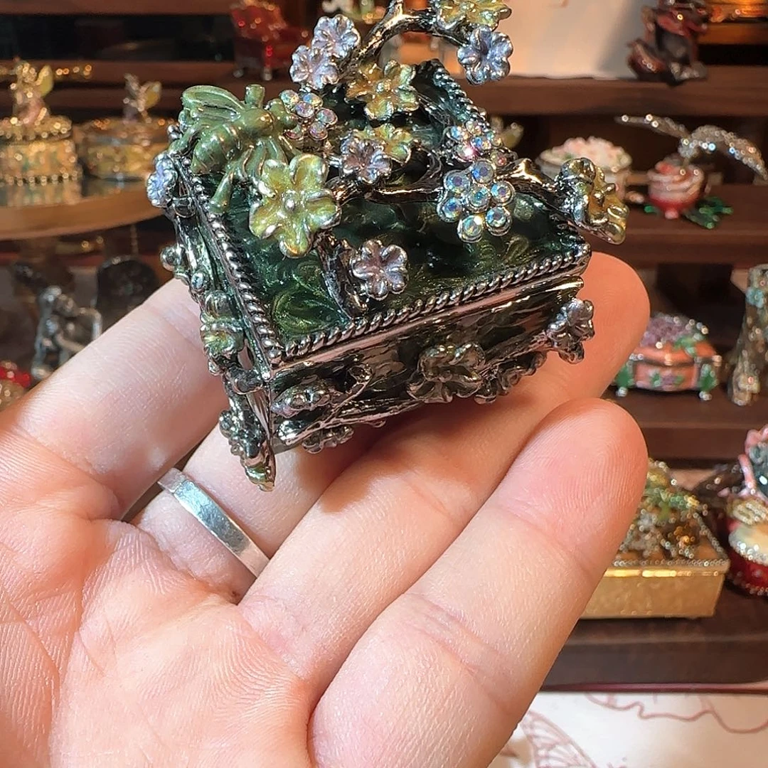 手工制品请勿吹毛求疵