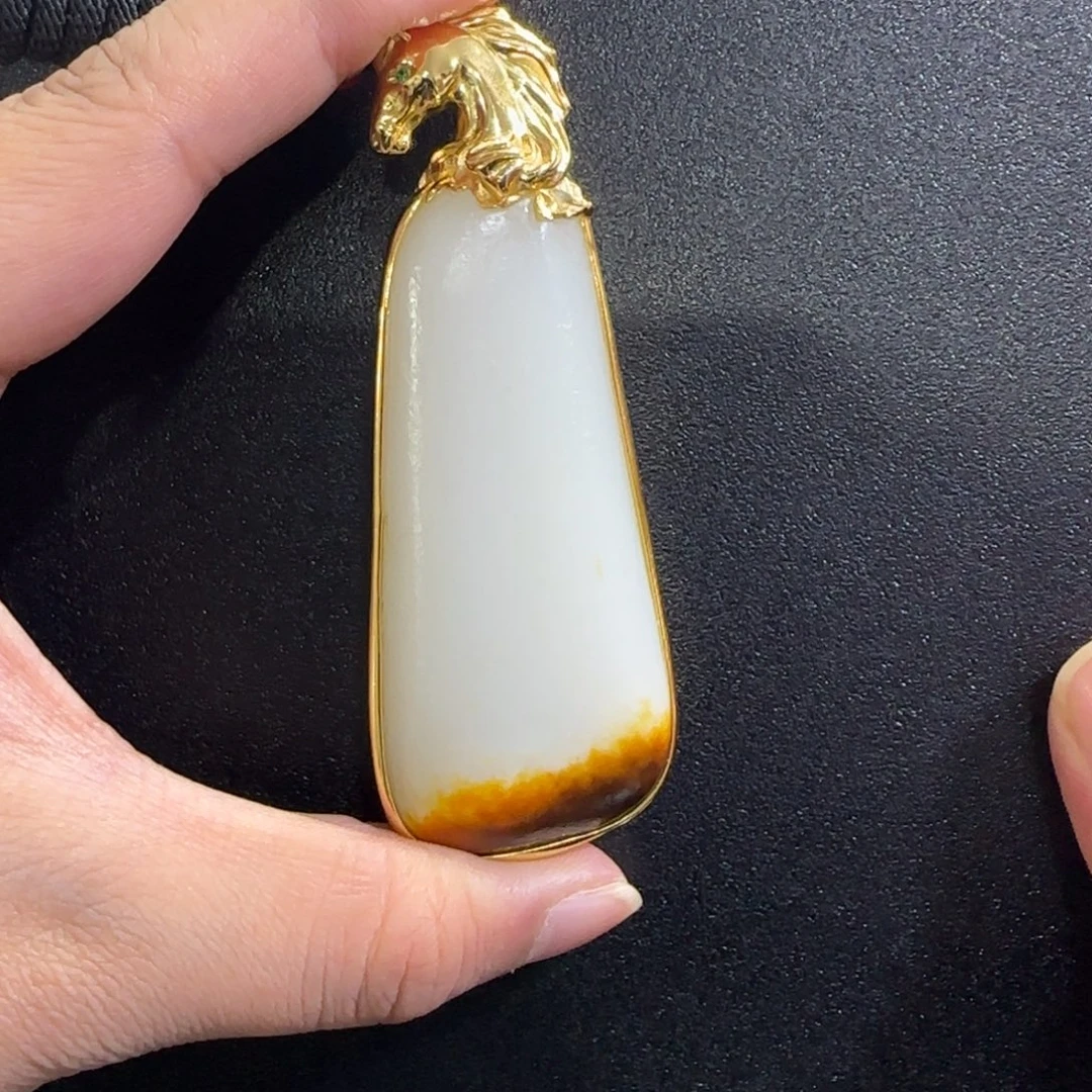 和田玉未镶嵌挂件