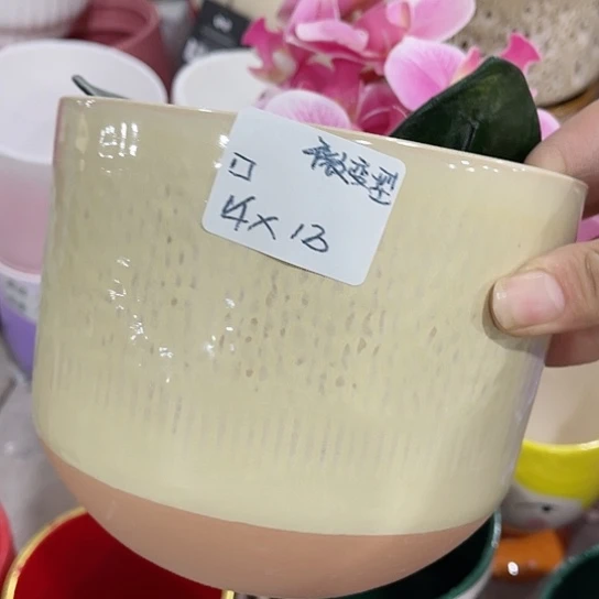 多肉绿植陶瓷花盆9.9包邮，有孔