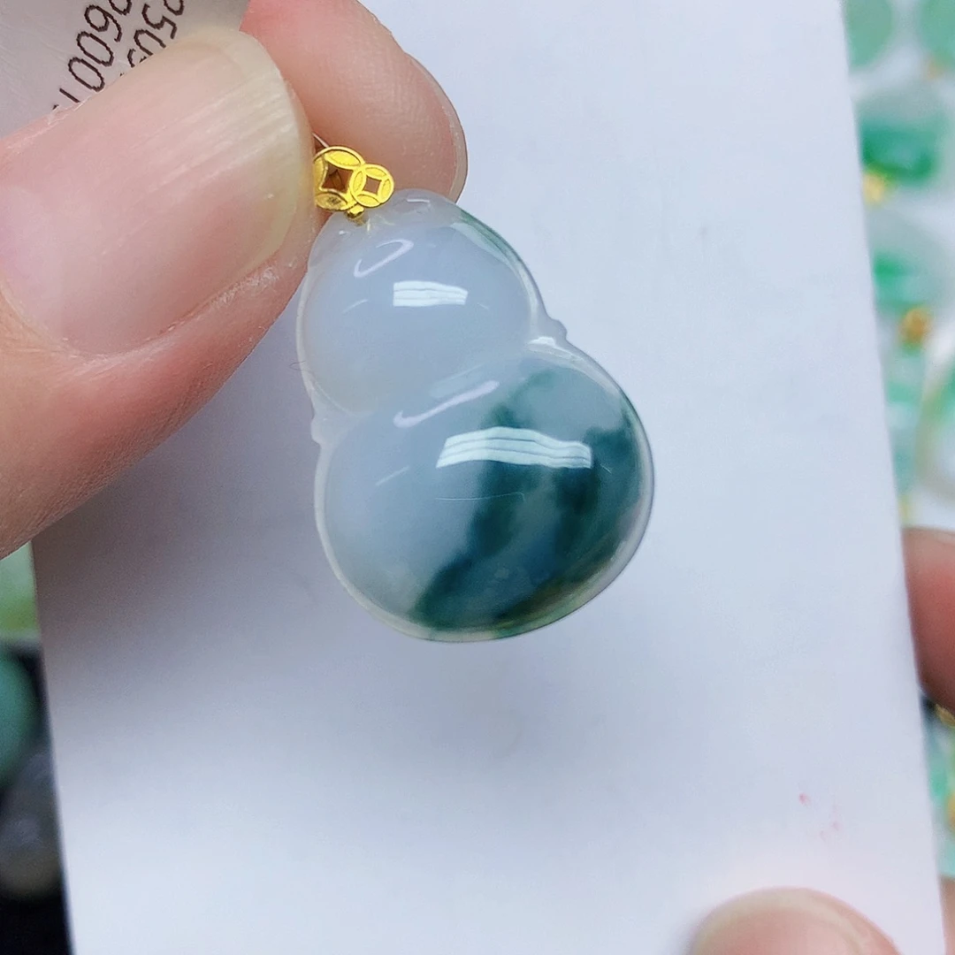 翡翠18K金镶嵌颈饰3678999