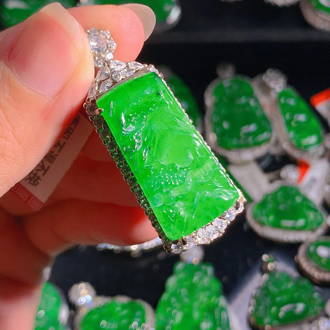 翡翠未镶嵌吊坠(不含链)