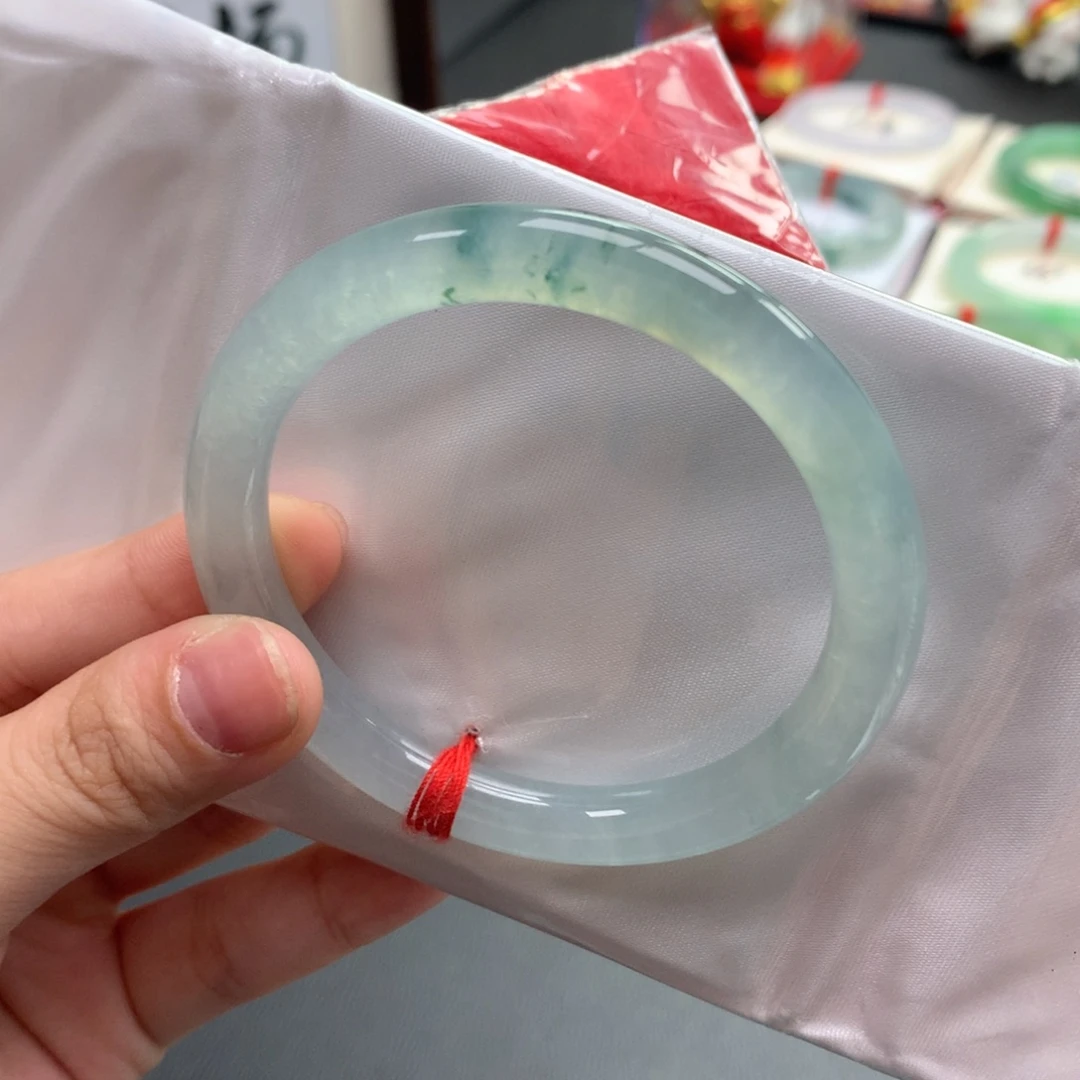 翡翠未镶嵌手镯12号