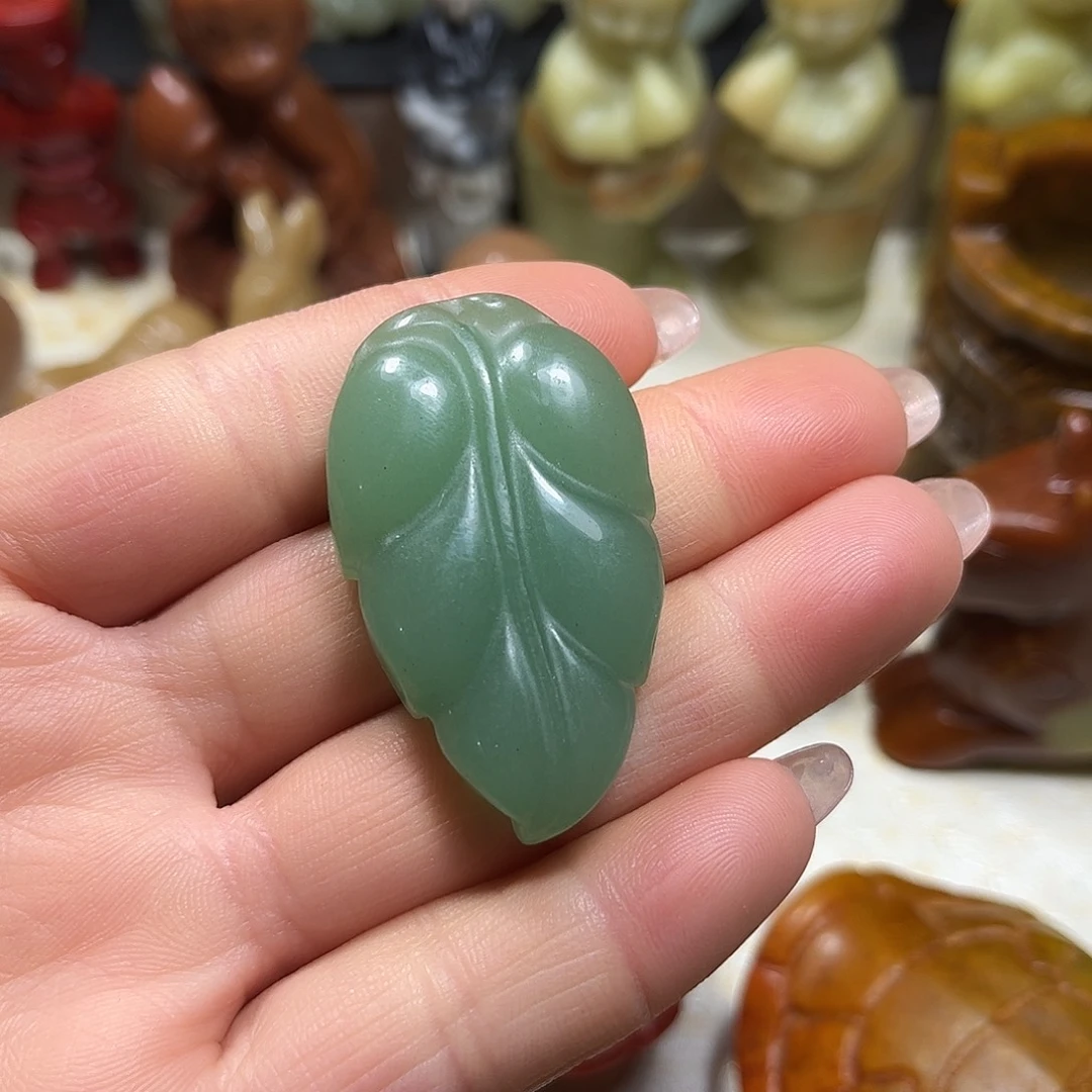 白玉菩提吊坠白玉菩提吊坠