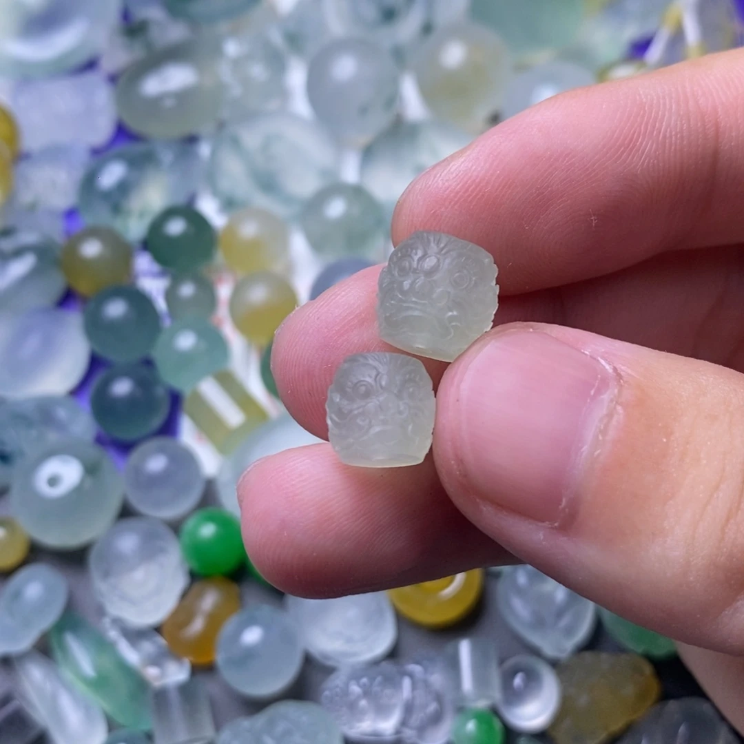 定制翡翠未镶嵌珠子