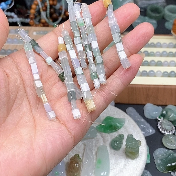 吊坠(不含链)未镶嵌翡翠一串109